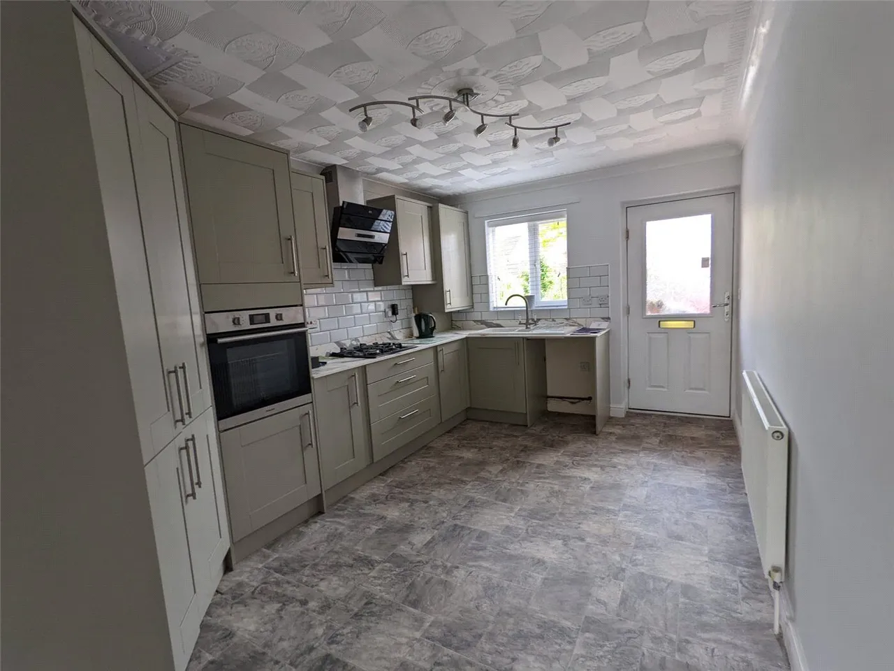 Orchard Close, Great Hale, NG34, photo 2