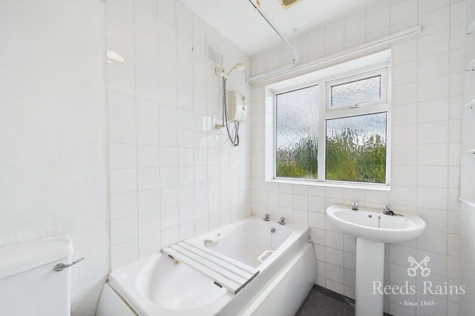 Rowood Avenue, Reddish, SK5, photo 7