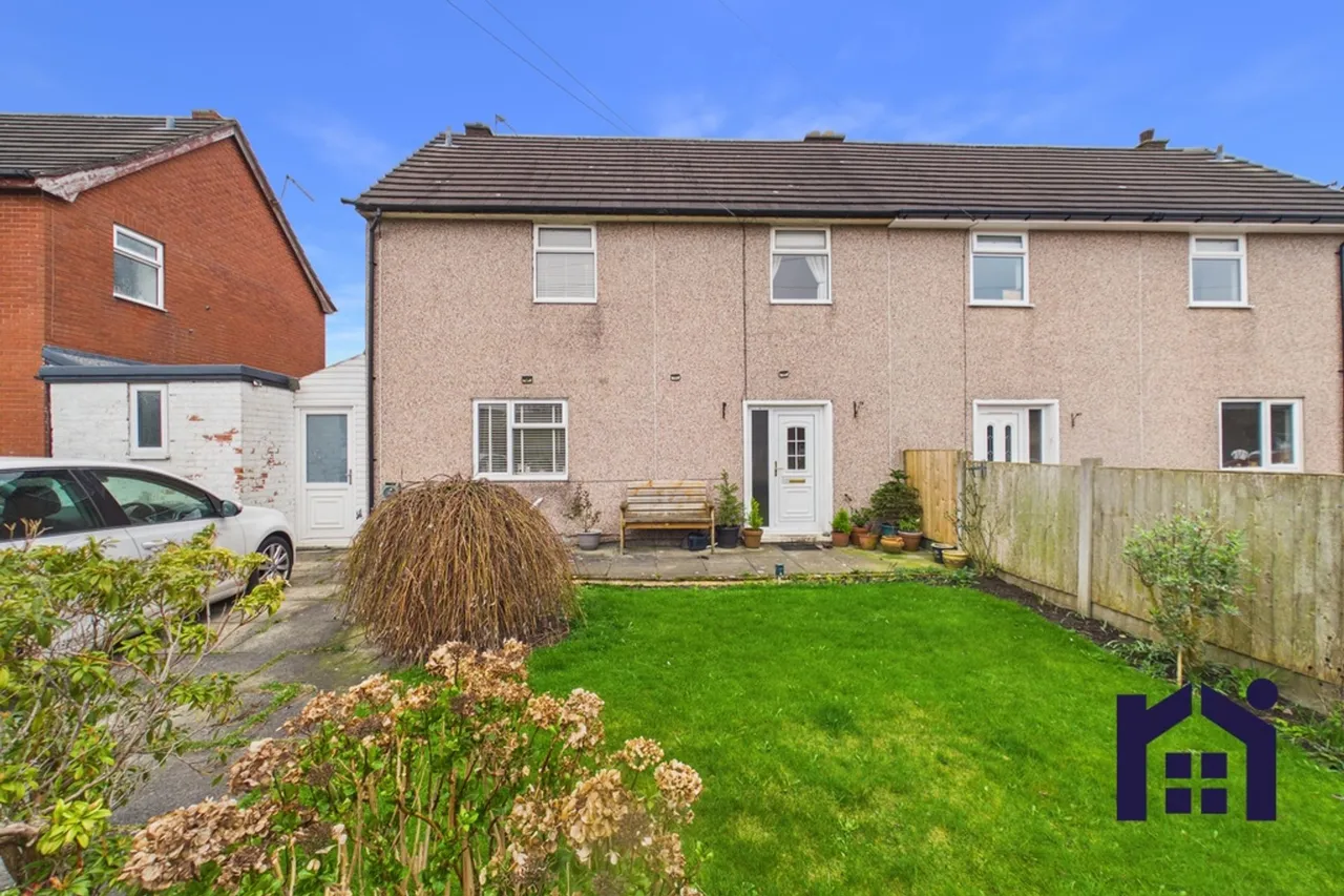 3 bed house for sale — Gillcroft, Eccleston, Chorley, PR7 5SF