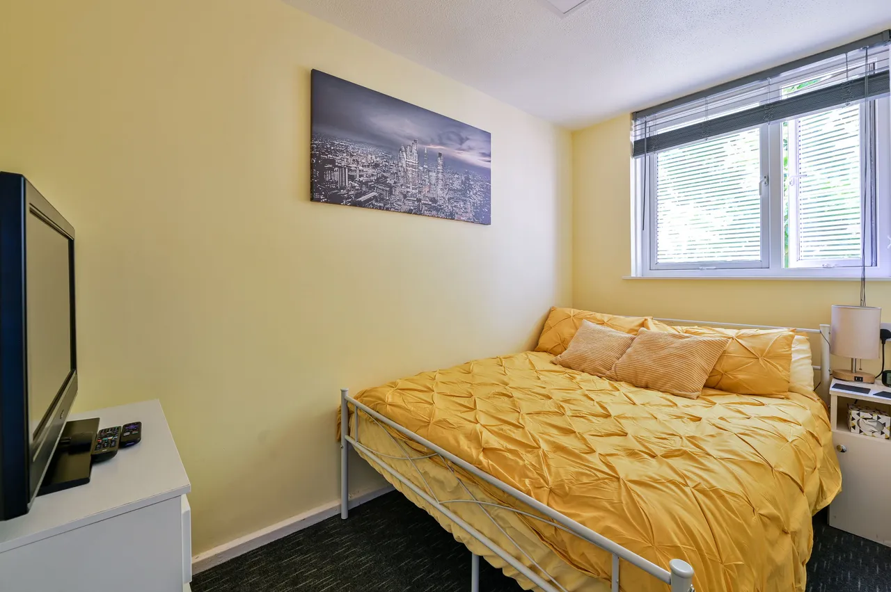93 Cadbury Way, London, photo 5