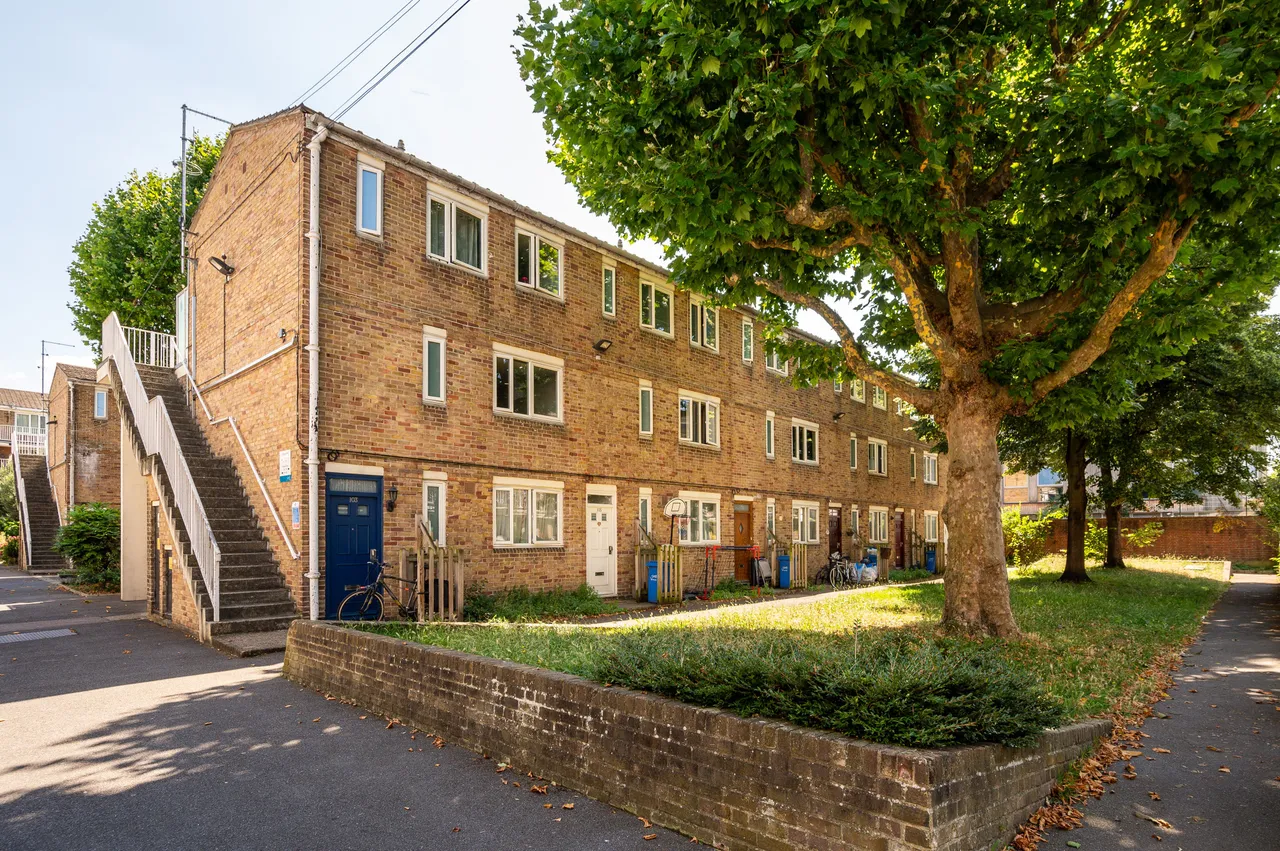 93 Cadbury Way, London, photo 8
