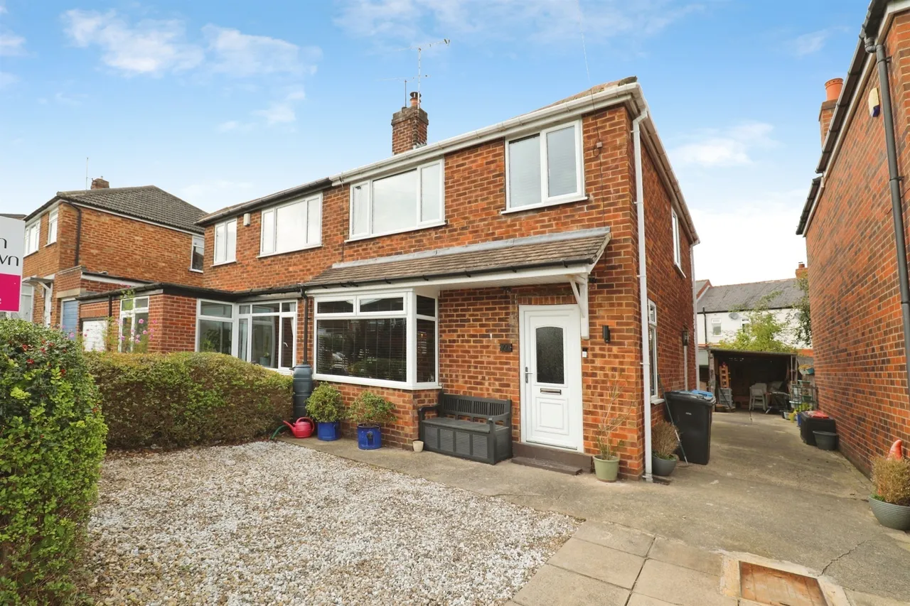 3 bed house for sale, Kingsley Park Road, Harrogate, HG1
