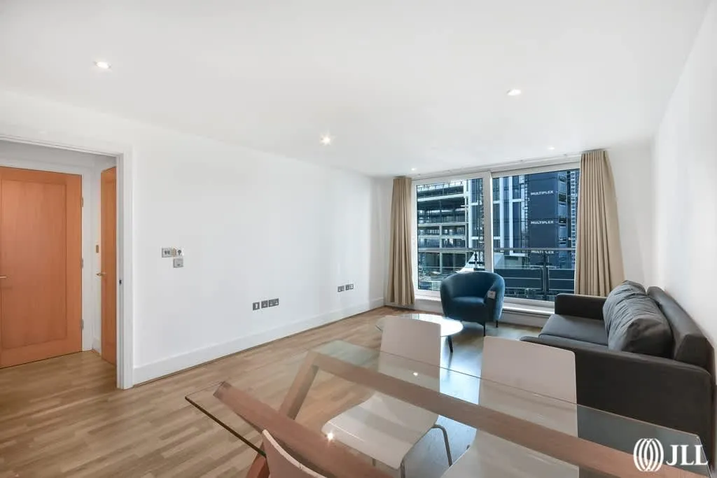 Kestrel House, St. George Wharf London, SW8, photo 8