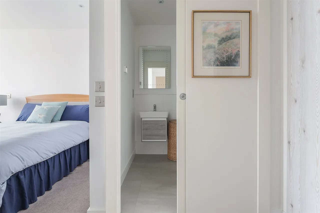The Street, Ashtead, KT21, photo 8
