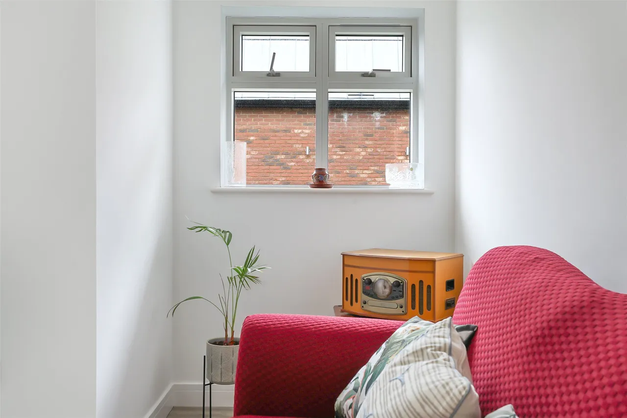 The Street, Ashtead, KT21, photo 3