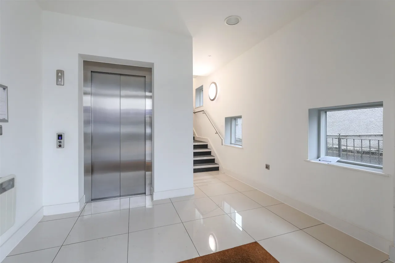 The Street, Ashtead, KT21, photo 16