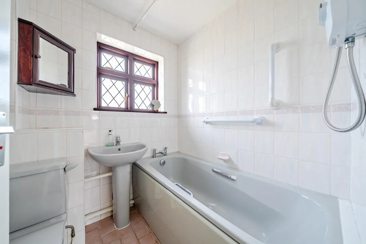 Archer Way, BR8, photo 18