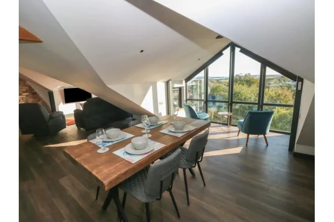 Narberth Road, Tenby, photo 6