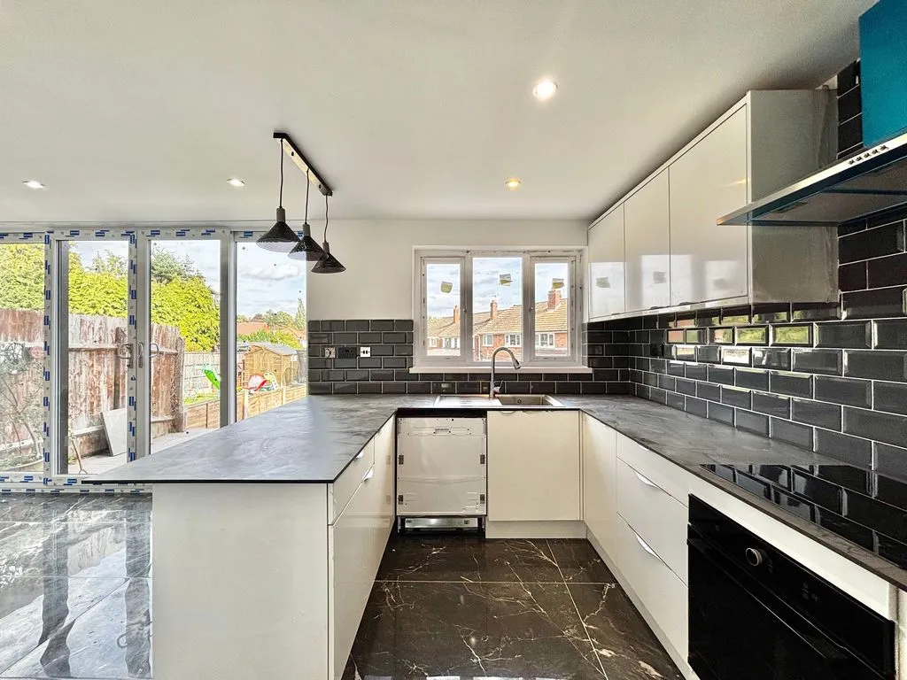 Kelway Avenue, Great Barr, B43, photo 14