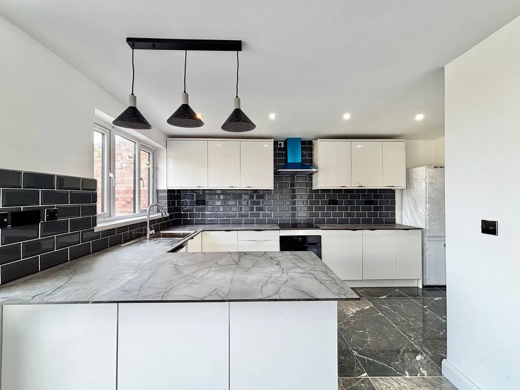 Kelway Avenue, Great Barr, B43, photo 12