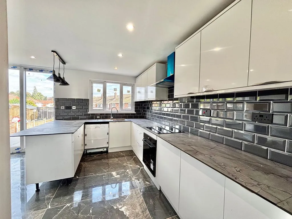 Kelway Avenue, Great Barr, B43, photo 10