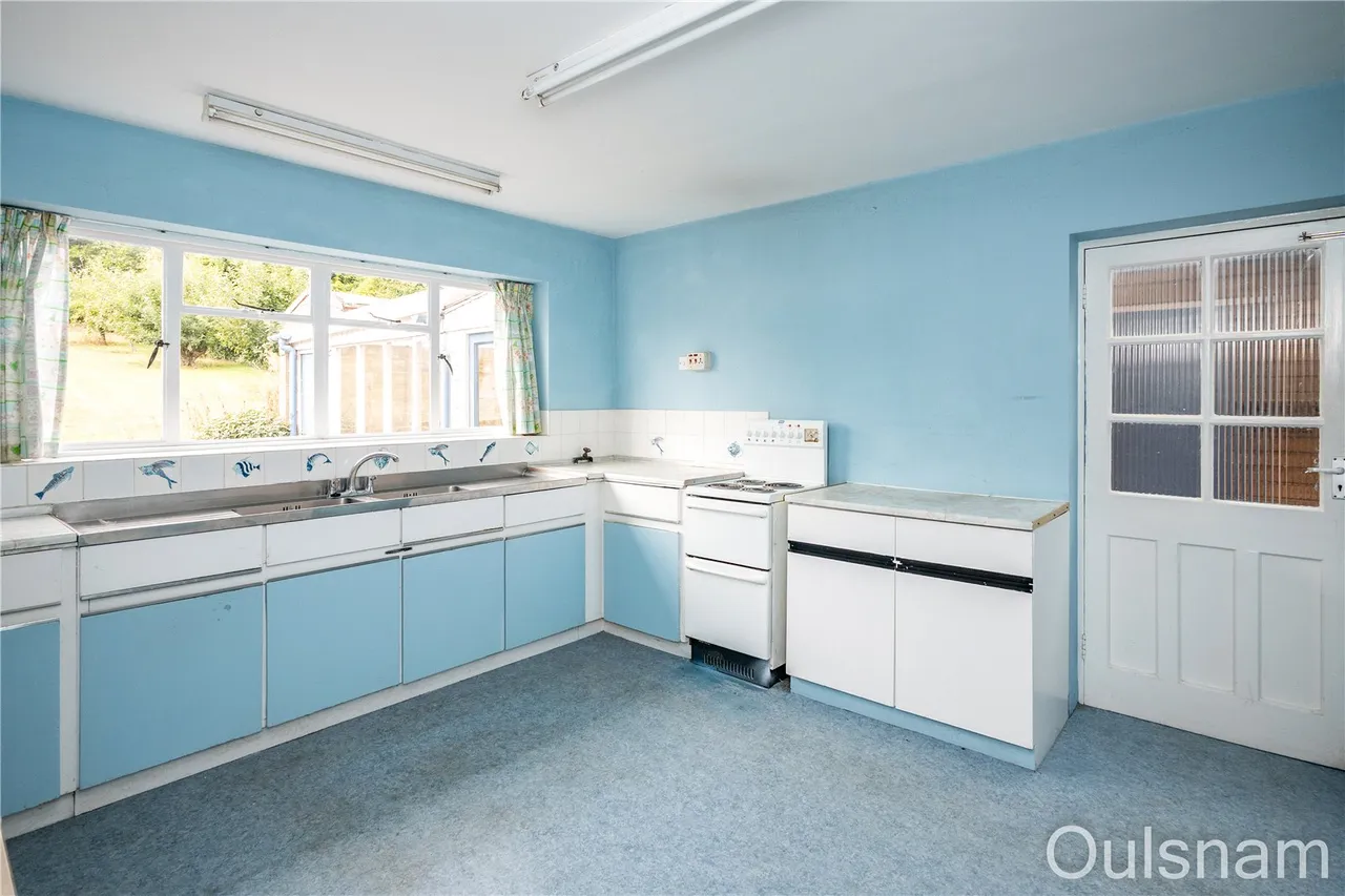 Fairfield Road, Bournheath, Bromsgrove, Worcestershire, B61 9JL, photo 7