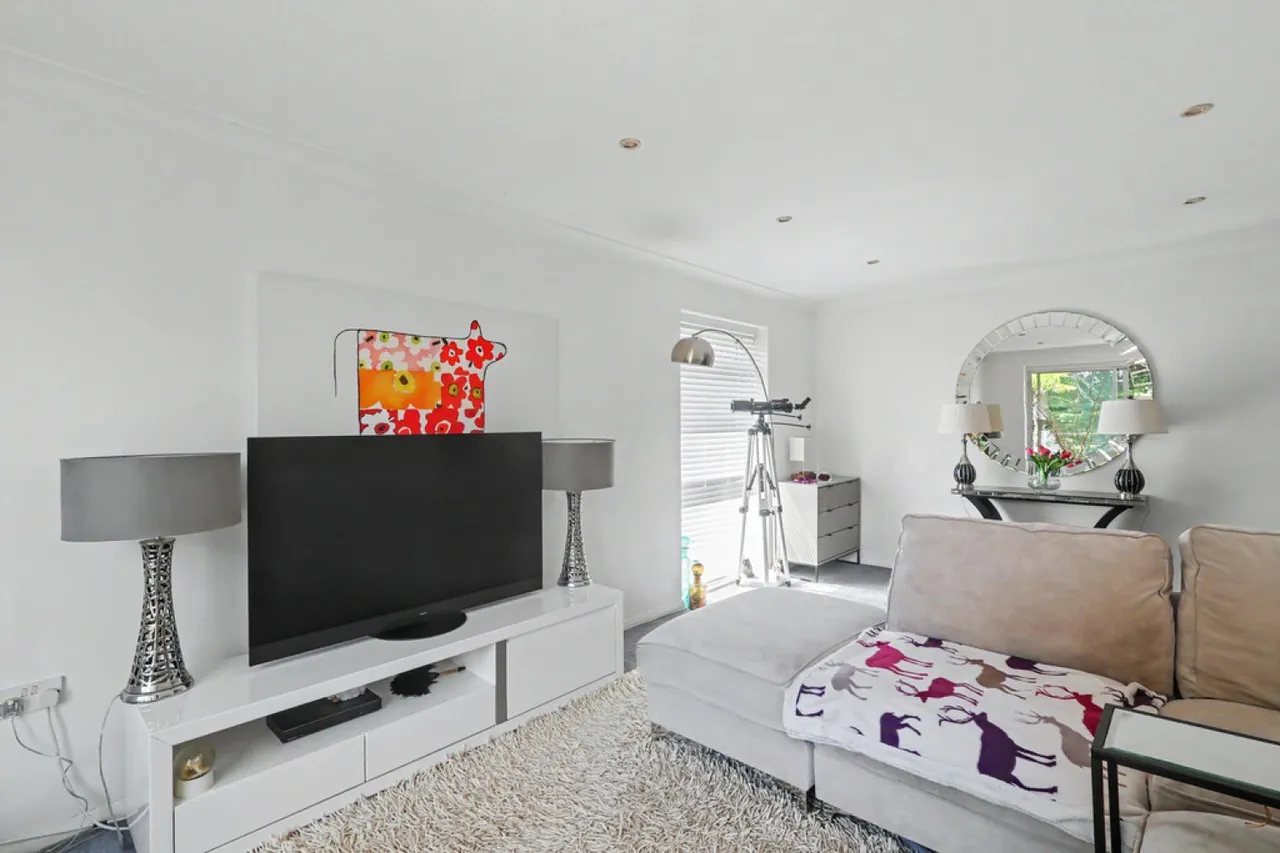 Banks Road, Sandbanks, photo 5