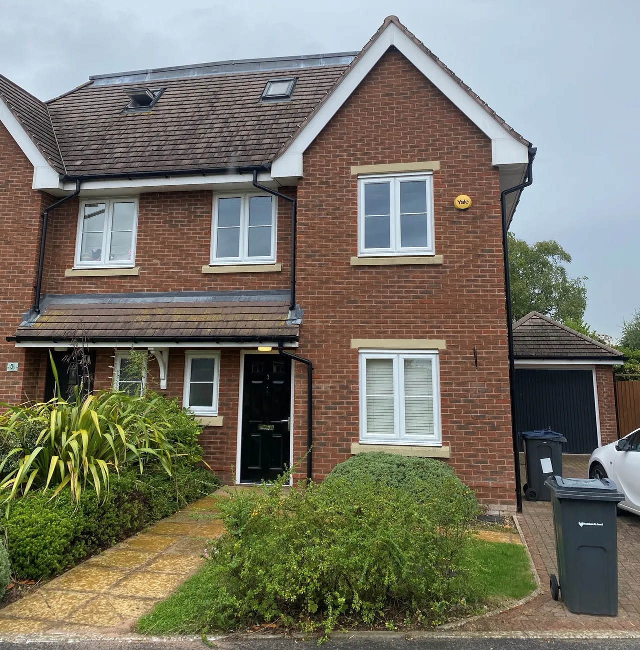 5 bed property to rent, Royal Park Close, Four Oaks, B74