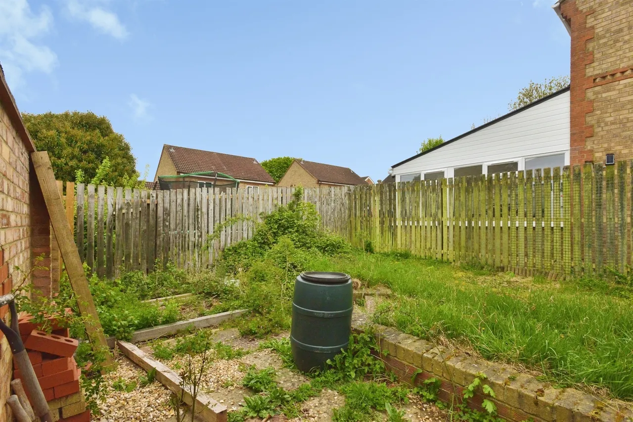 Ellerburn Place, Emerson Valley, Milton Keynes, photo 9