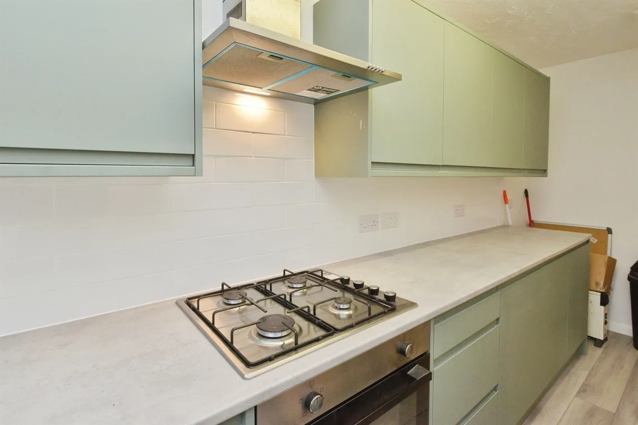Ellerburn Place, Emerson Valley, Milton Keynes, photo 2