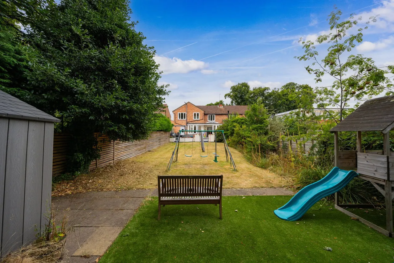 Roebuck Lane, Sale, M33, photo 4