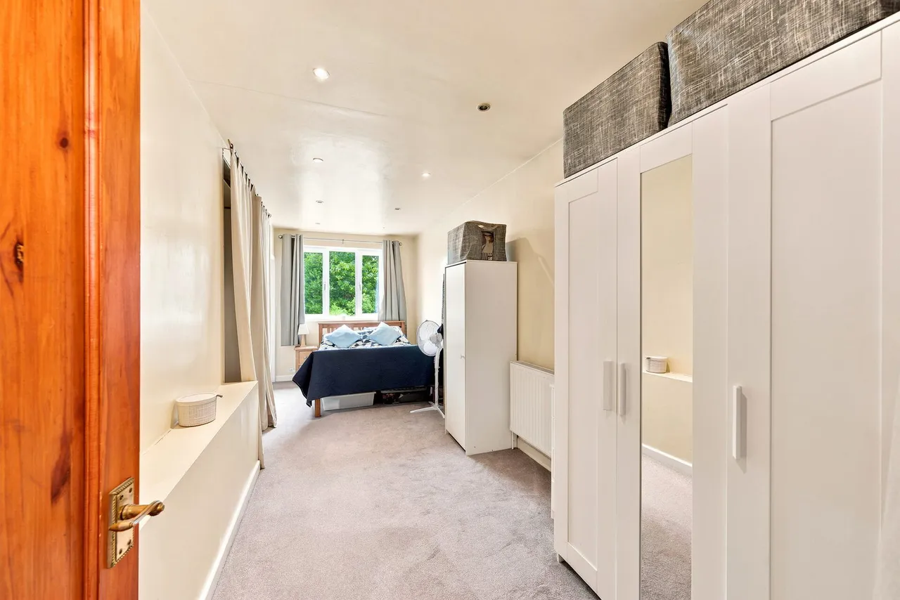 Roebuck Lane, Sale, M33, photo 20