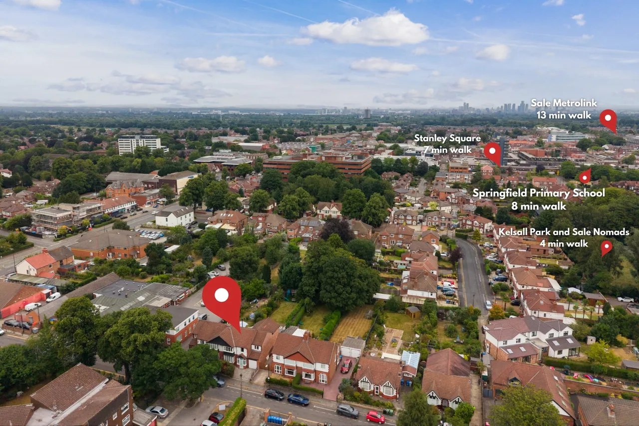 Roebuck Lane, Sale, M33, photo 2