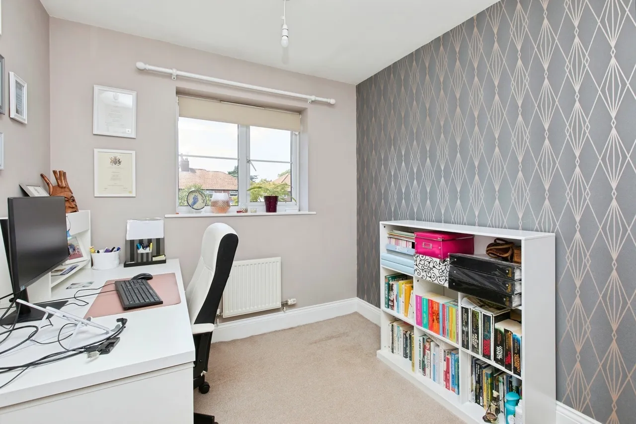 Courtland Gardens, Alvaston, DE24, photo 17