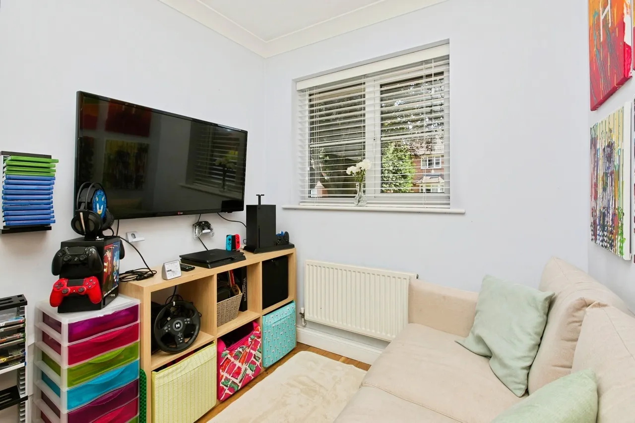 Courtland Gardens, Alvaston, DE24, photo 20