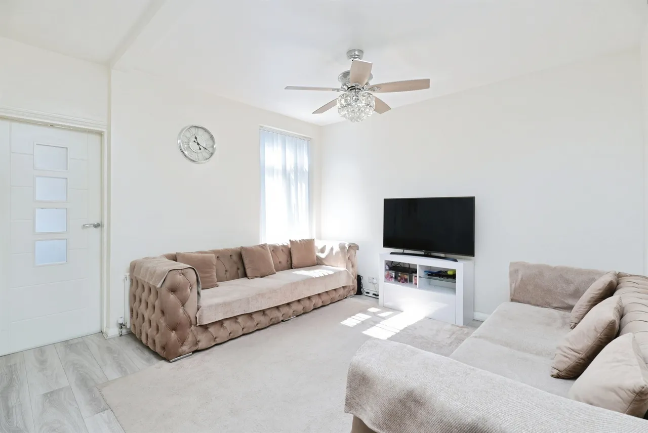 Princes Avenue, Watford, photo 2