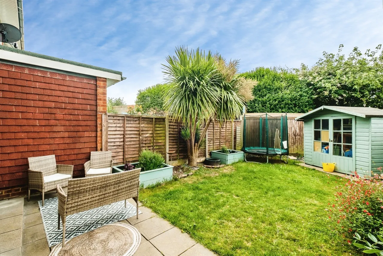 Abbotts View, Sompting, BN15, photo 8