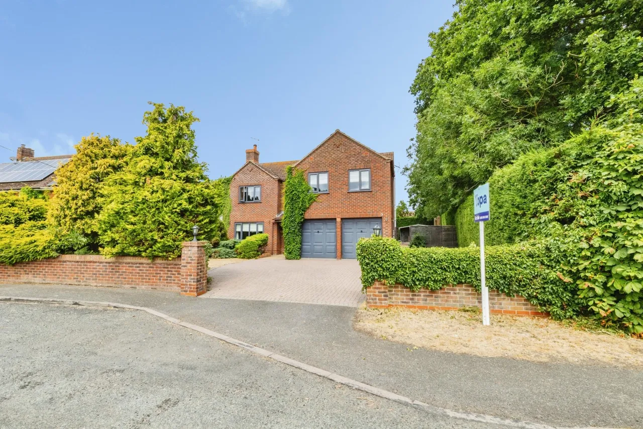Bridle Lane, Carlton Le Moorland, LN5, photo 2