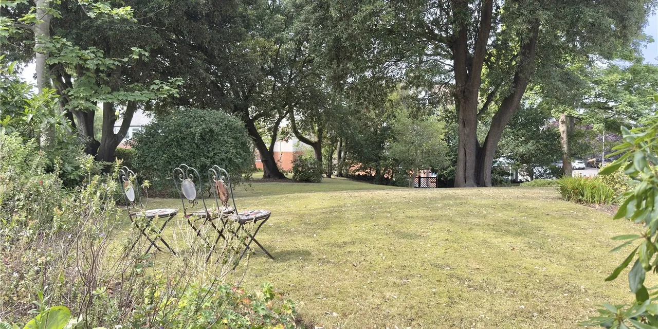 Caldy Road, West Kirby, CH48, photo 13