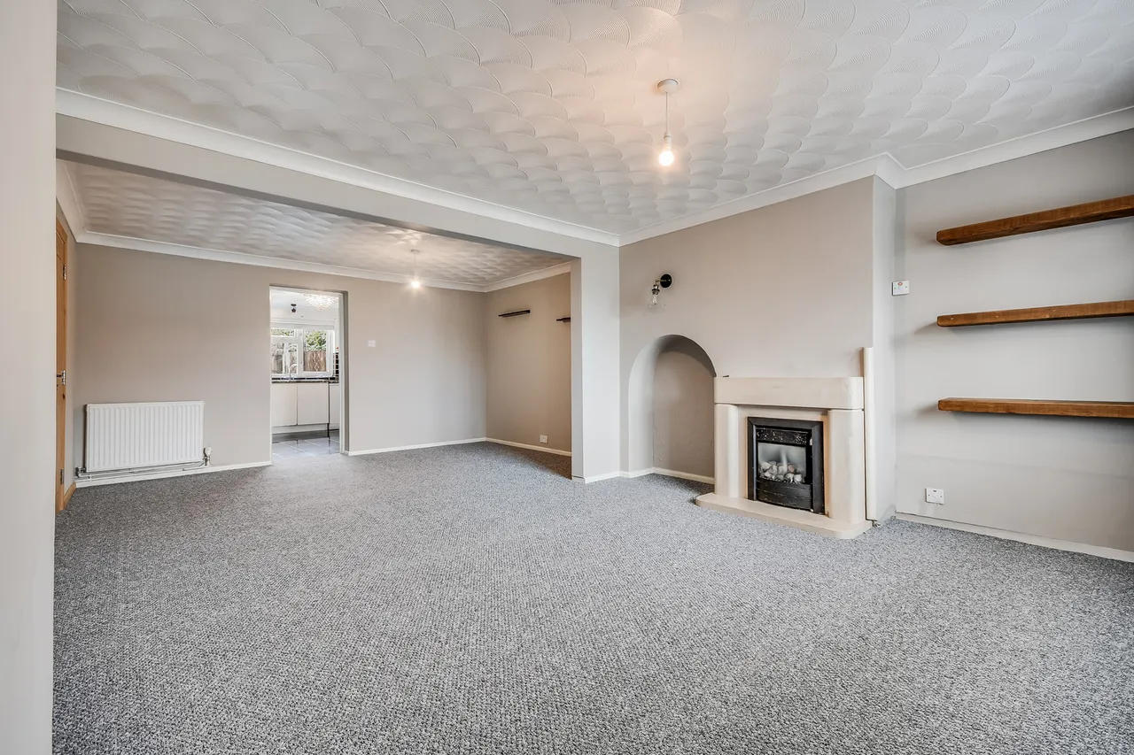 70 Pyms Road, Galleywood, Chelmsford, Essex, CM2 8PY, photo 2