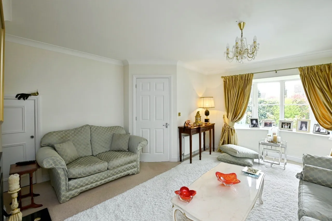 Netherwood Close, Midhurst, GU29, photo 18