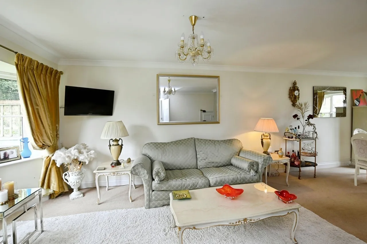 Netherwood Close, Midhurst, GU29, photo 4