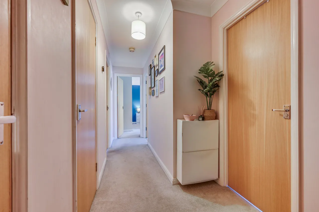 15 Springfield Basin, Wharf Road, Chelmsford, Essex, CM2 6YQ, photo 6