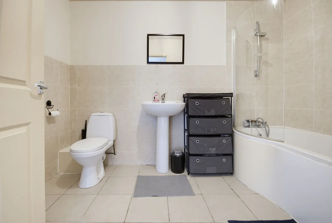 Bar Street, Batley, WF17, photo 11