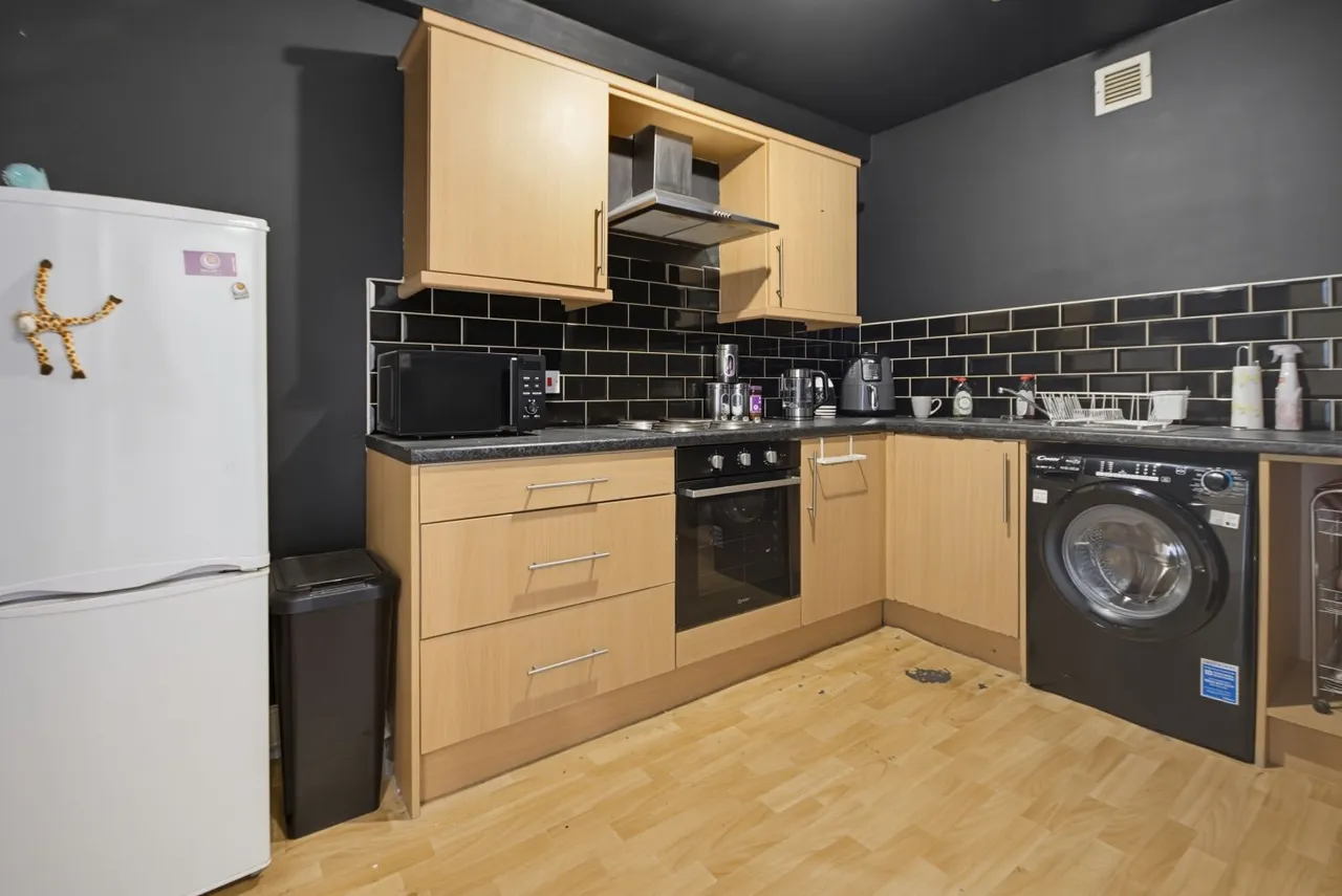 Bar Street, Batley, WF17, photo 3