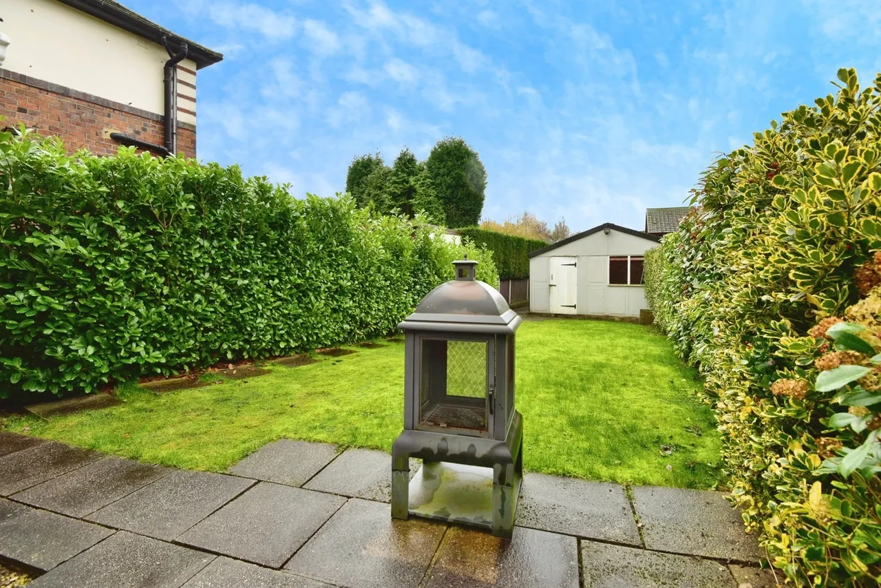 Ravens Lane, Bignall End, Stoke-on-Trent, Staffordshire, ST7, photo 12