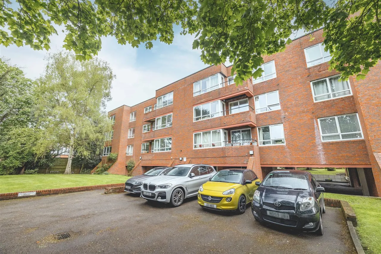Osborne Road, Windsor, Berkshire, SL4 3SQ, photo 2