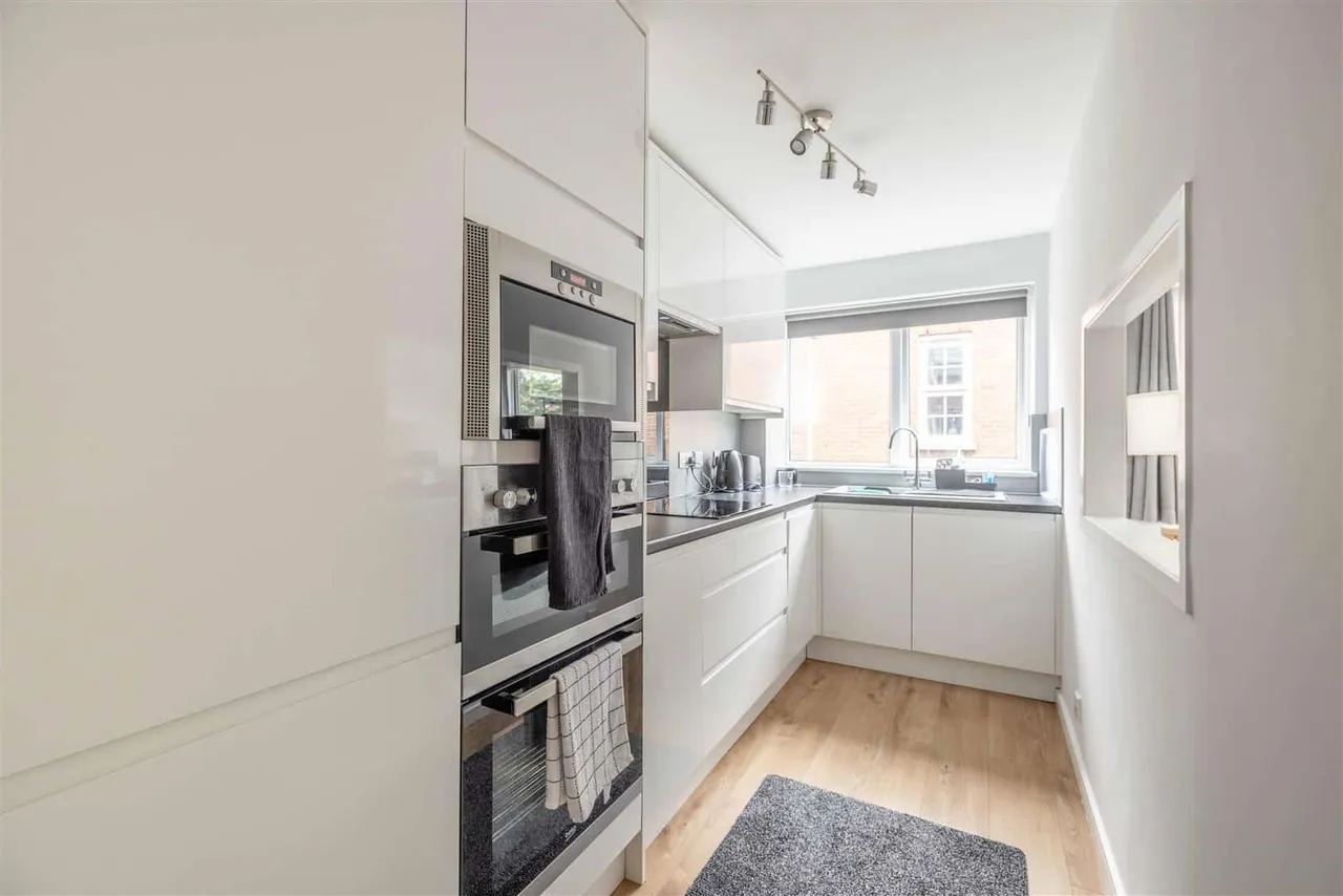 Osborne Road, Windsor, Berkshire, SL4 3SQ, photo 6