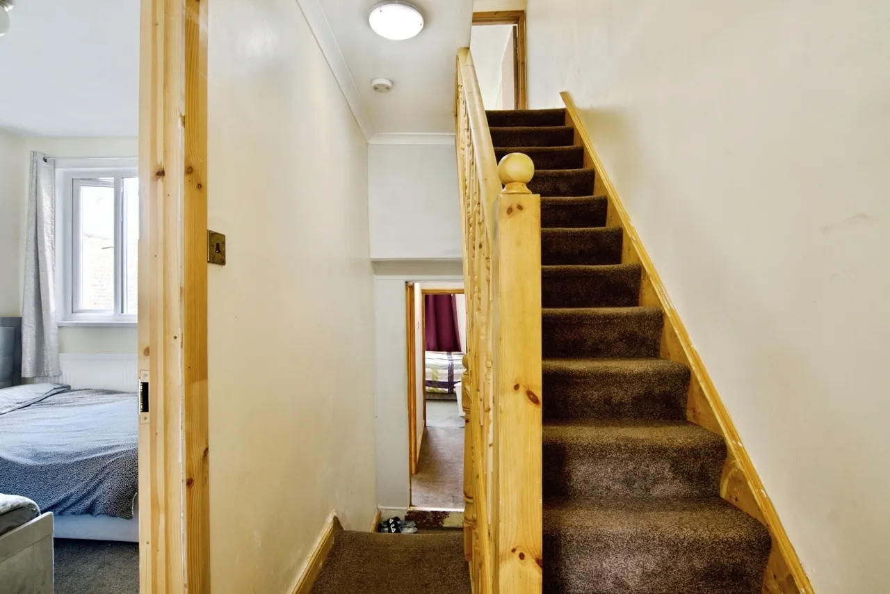 St. John's Road, Walthamstow, E17, photo 13