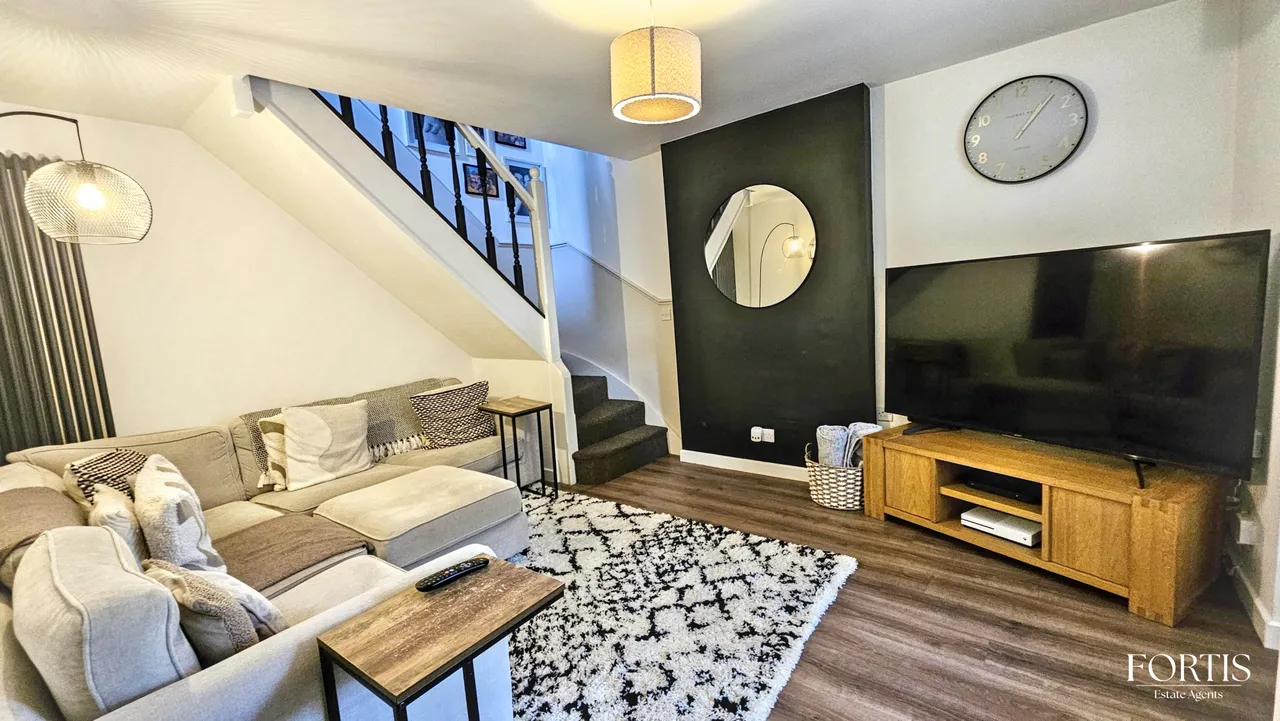 Llantrisant Road, Cardiff, CF5, photo 3