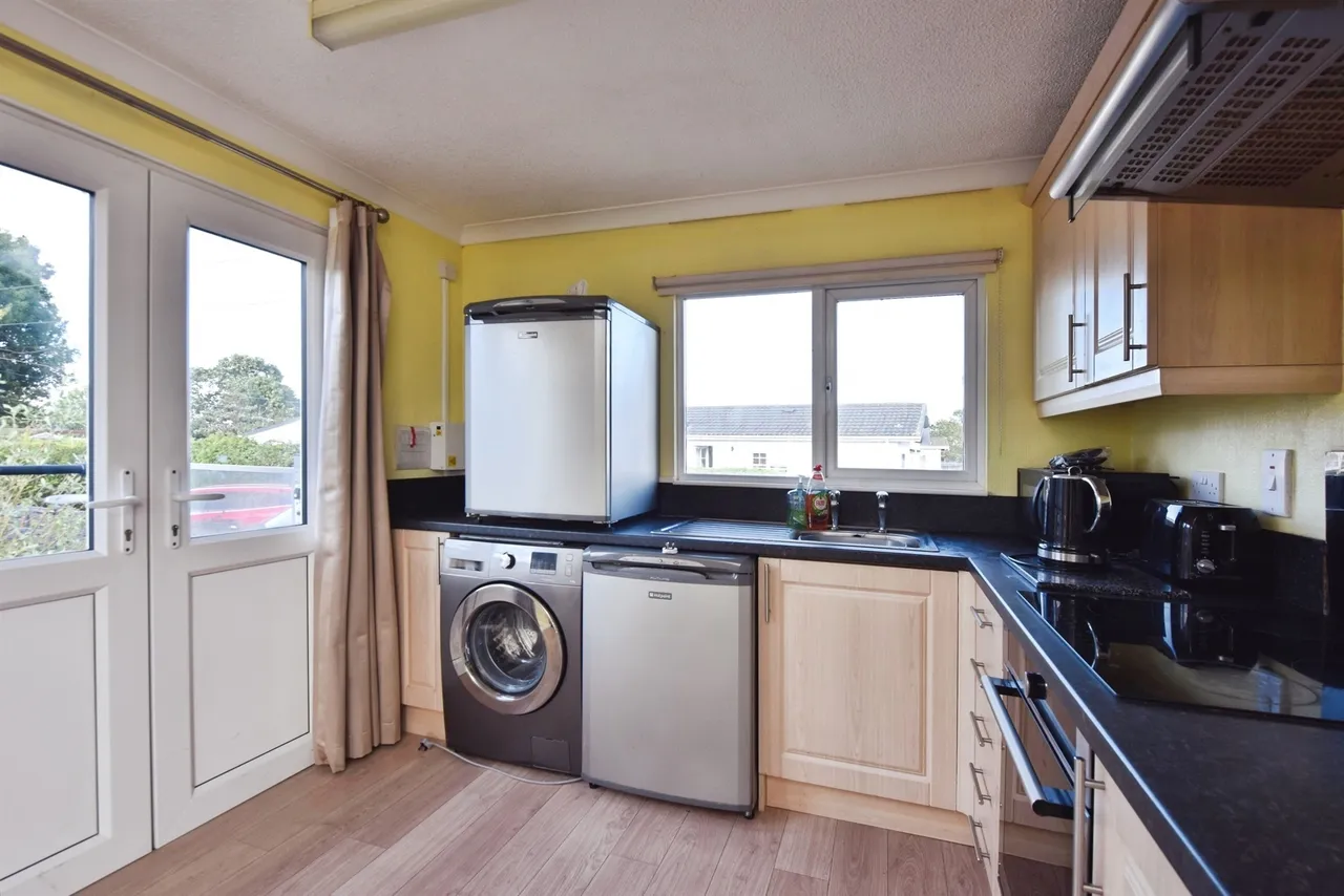 Pooles Lane, Hullbridge, SS5, photo 6