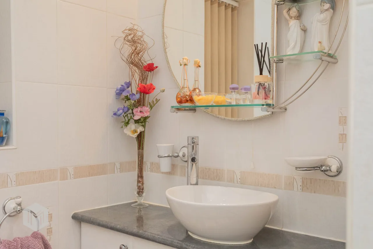 Moss Bank Way, Bolton, BL1 5TD, photo 19