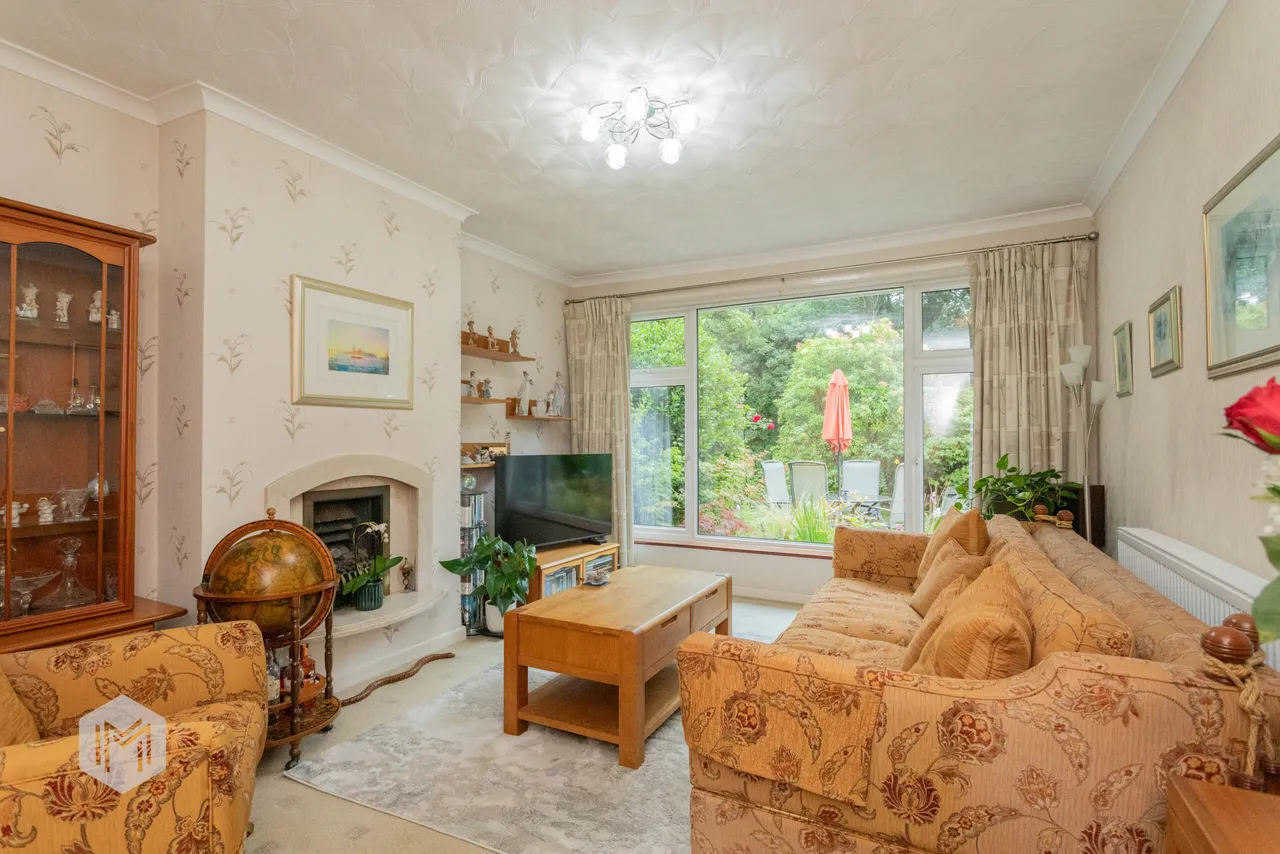 Moss Bank Way, Bolton, BL1 5TD, photo 2