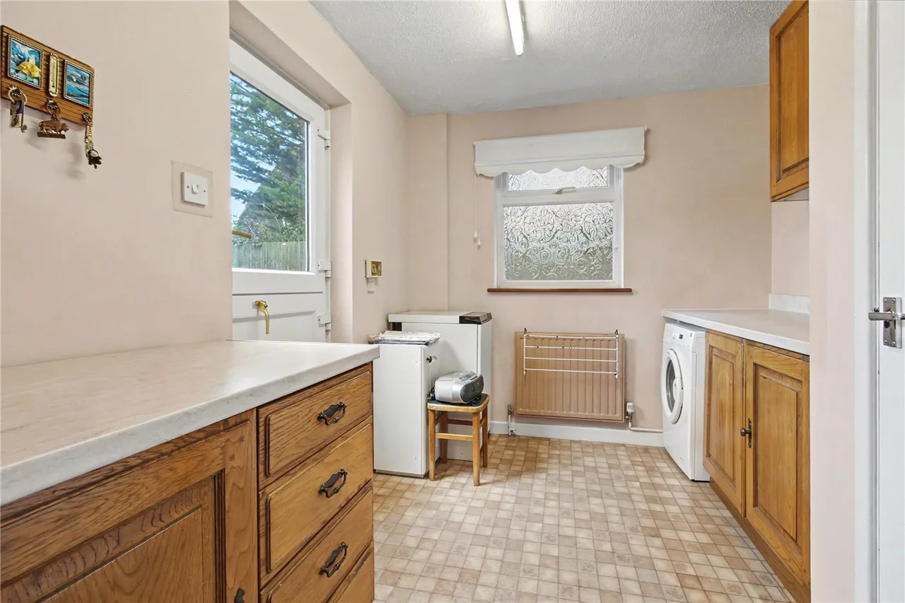 Wangford Road, Reydon, Southwold, Suffolk, IP18, photo 3