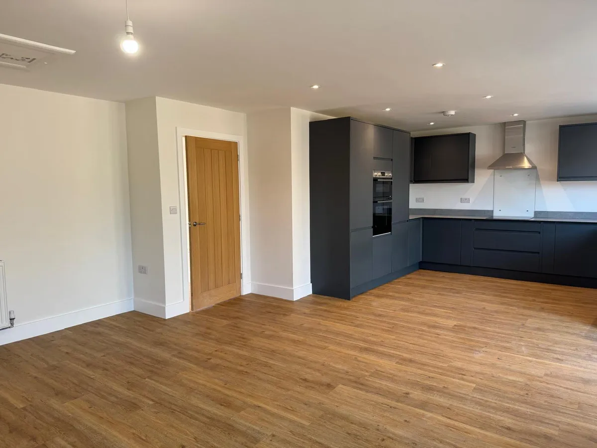 Broadweavers Close, Wincanton, BA9, photo 2