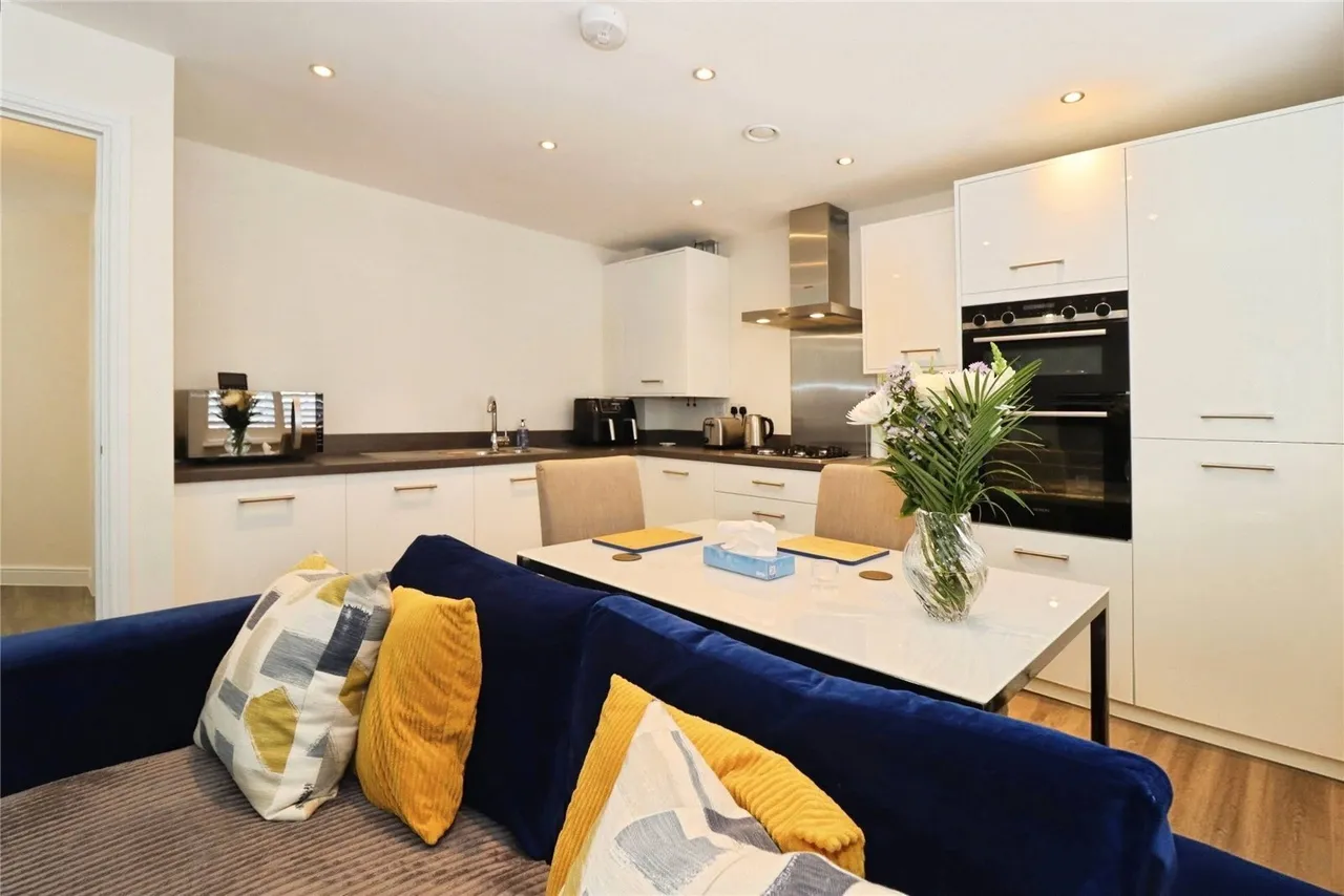 Alexander Road, Frenchay, Bristol, BS16, photo 3