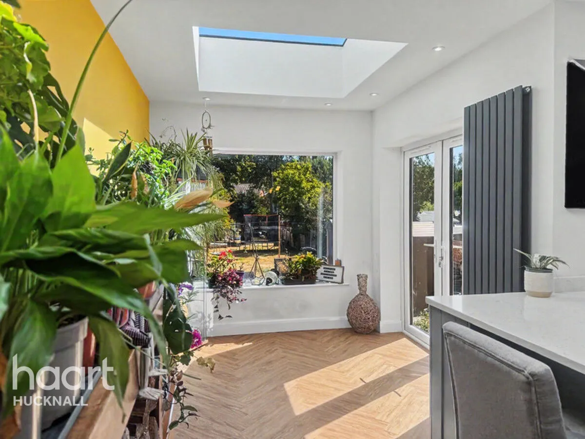 Nottingham Road, Nottingham, NG15, photo 3