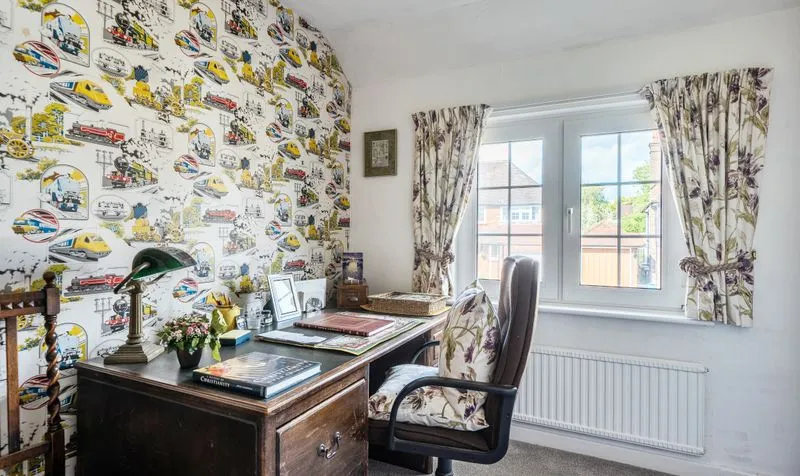 Copse Edge Avenue, Epsom, KT17, photo 15