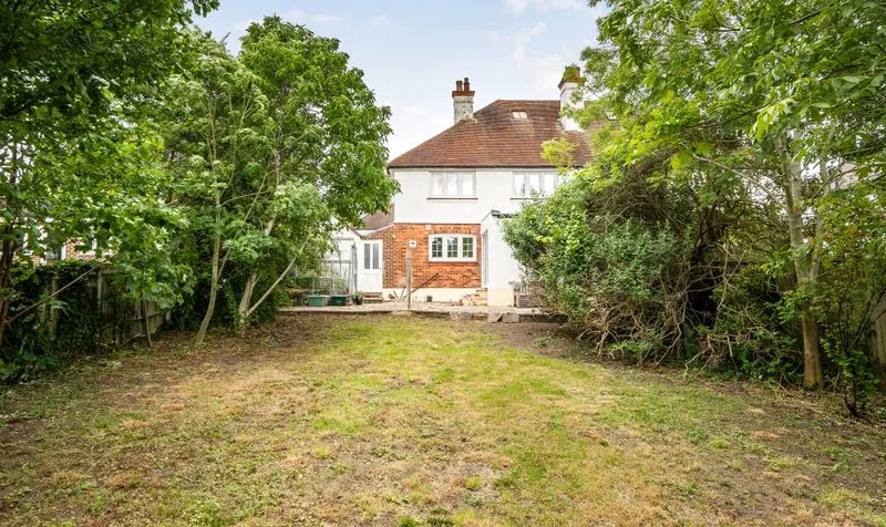 Copse Edge Avenue, Epsom, KT17, photo 17