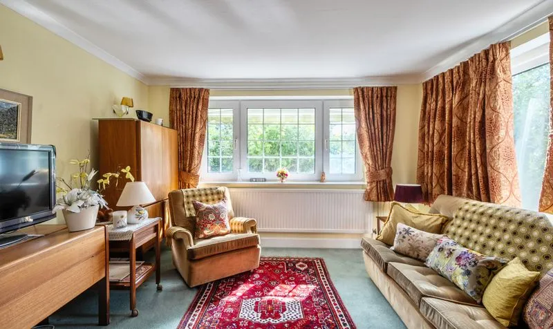 Copse Edge Avenue, Epsom, KT17, photo 9